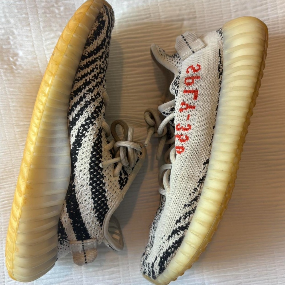 Zebra Yeezys Adidas